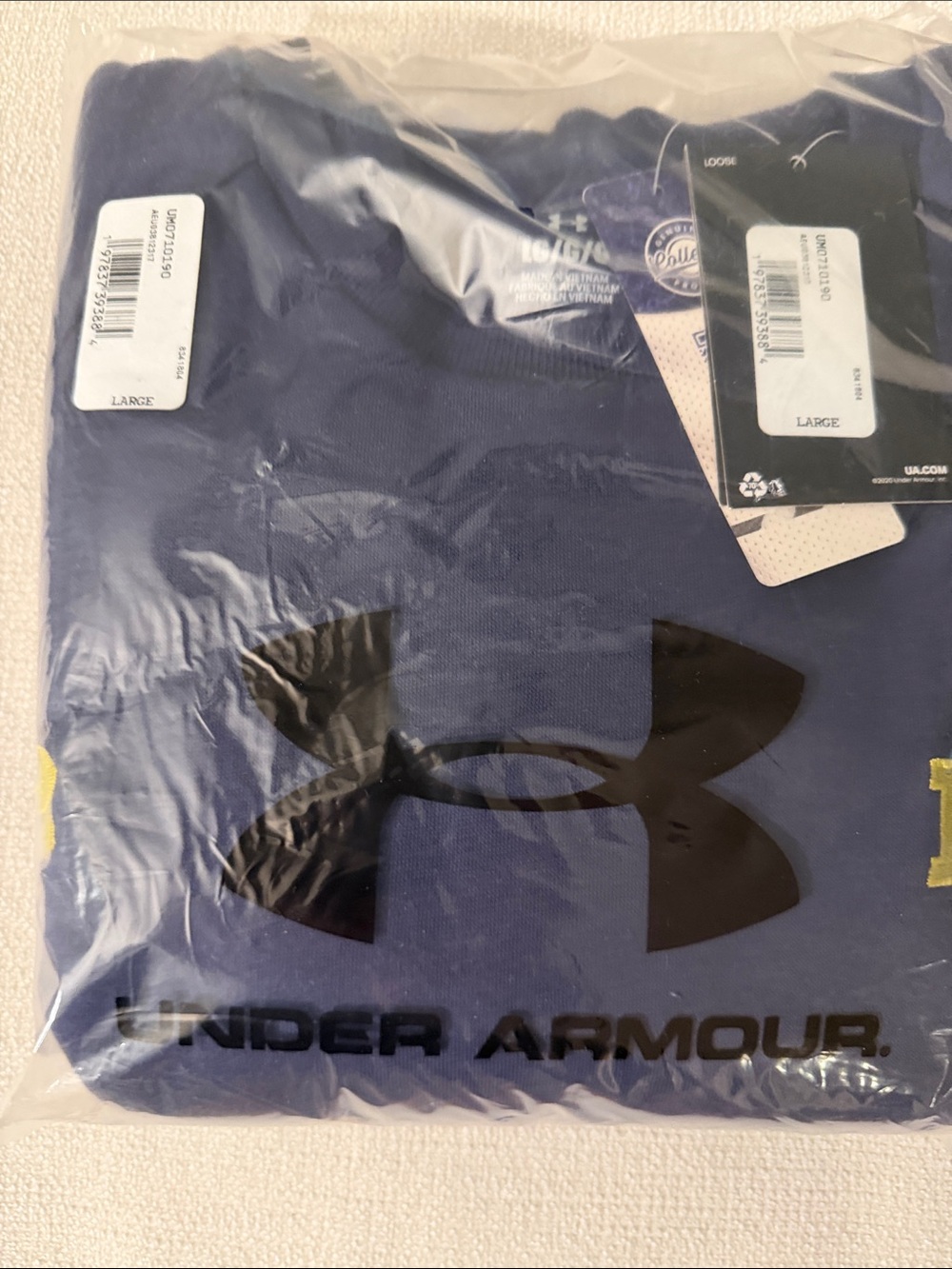 Under Armour Notre Dame Navy and Black Logo Crewneck Sweatshirt